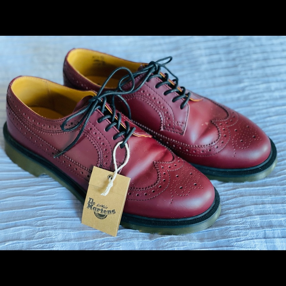 Dr Martens Brogues